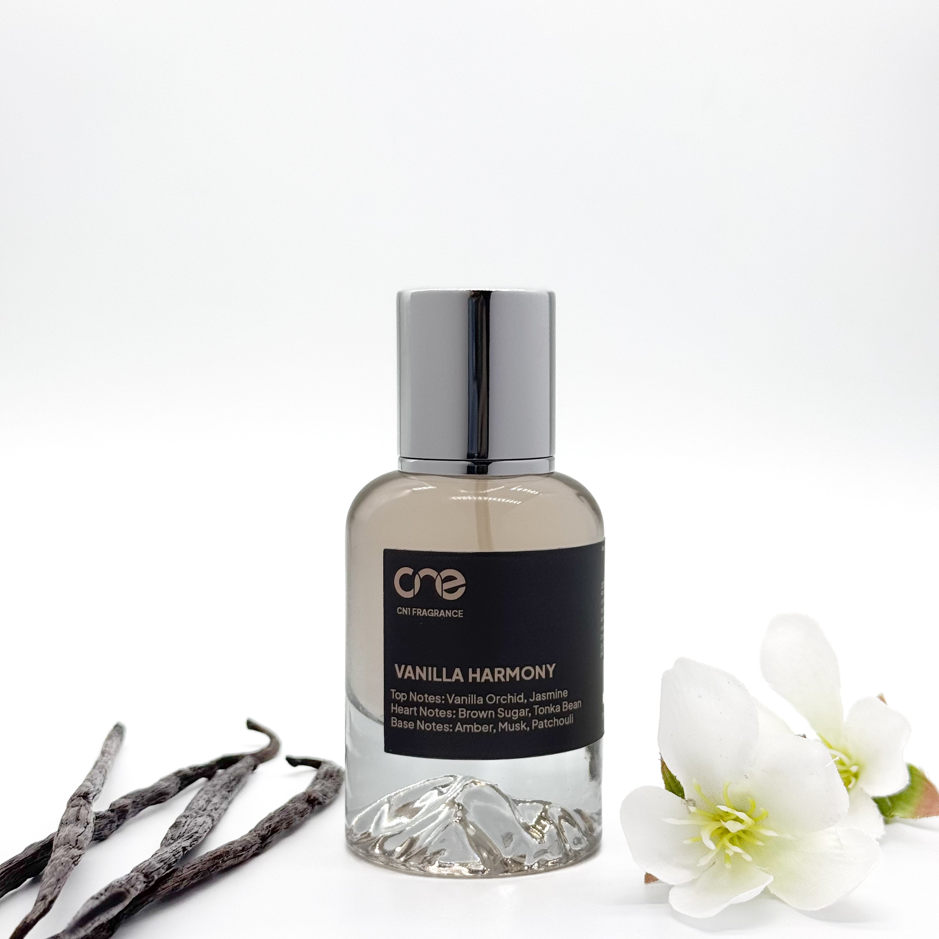 Vanilla Harmony by CN1 Fragrance – A luxurious Eau de Parfum showcasing warm notes of creamy vanilla, delicate hints of tonka bean, and a soft embrace of musk, creating a harmonious and captivating scent experience.